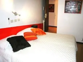 S. Pietro 4* Rome